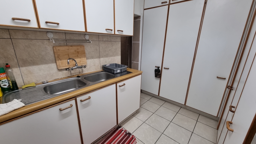 8 Bedroom Property for Sale in Die Bos Western Cape